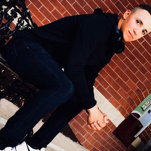 Meet your Posher, Aaron